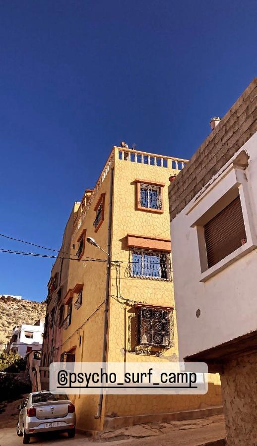 Bed and Breakfast Psycho Surf Camp Taghazout Exterior foto